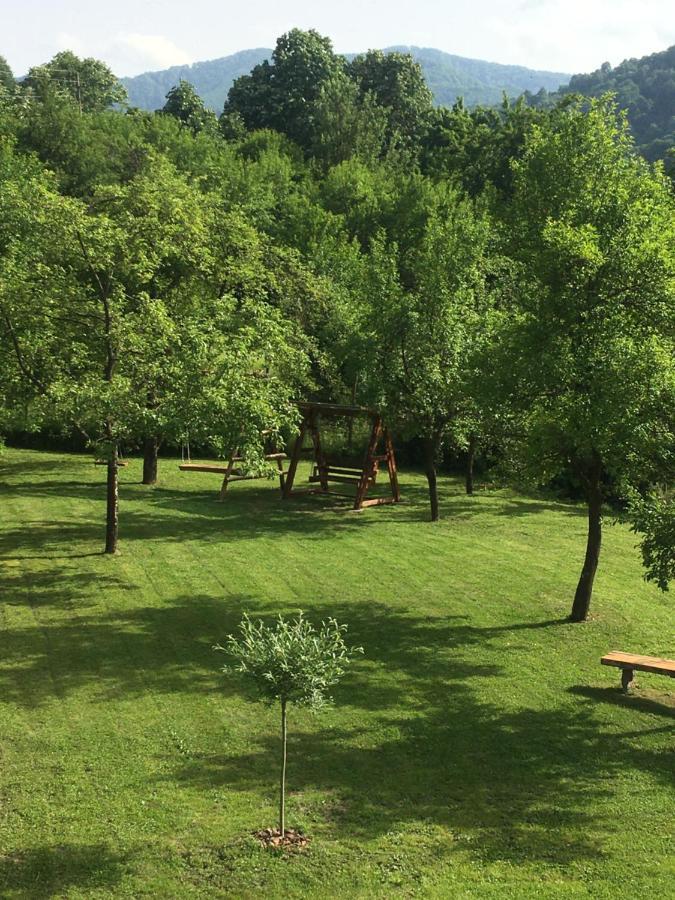 Cherni Osum Guest House Rest מראה חיצוני תמונה