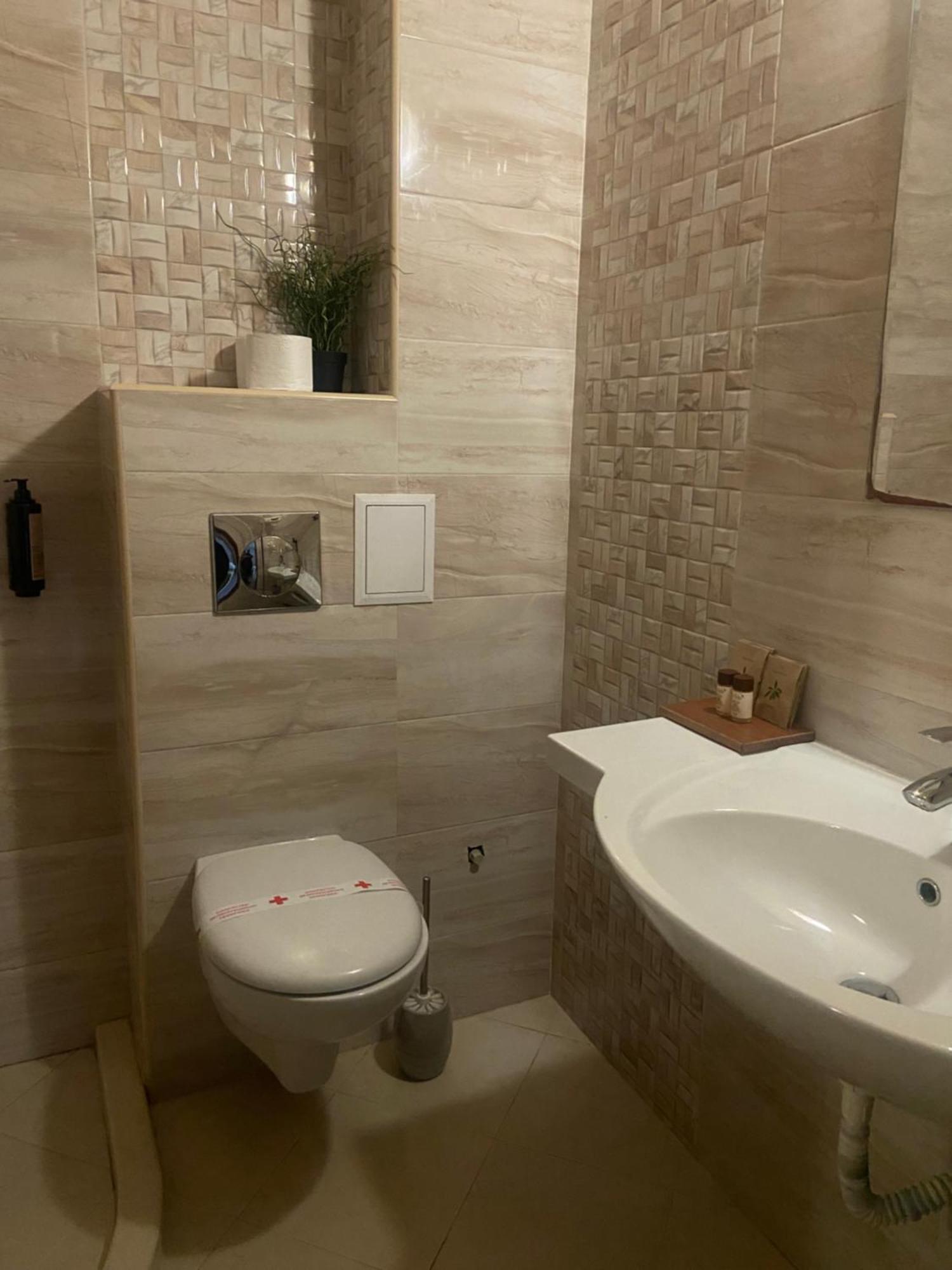 Cherni Osum Guest House Rest מראה חיצוני תמונה